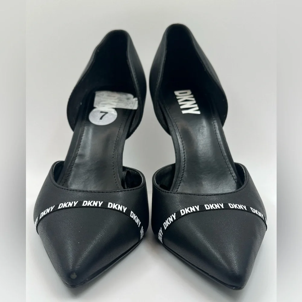 DKNY monogram spell out logo black stiletto 4” heels shoes women’s pumps size 7 - Picture 4 of 10